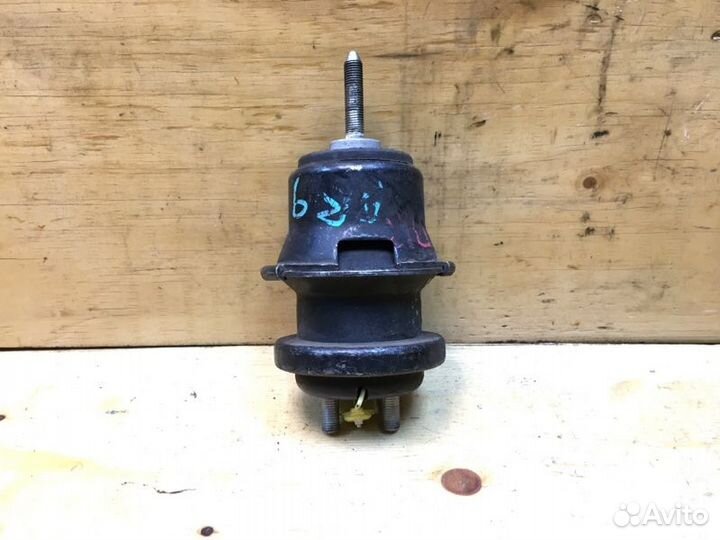 Подушка двигателя прав. subaru legacy