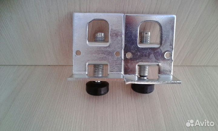 Ножки, подпятники, опоры регулируемые для мебели