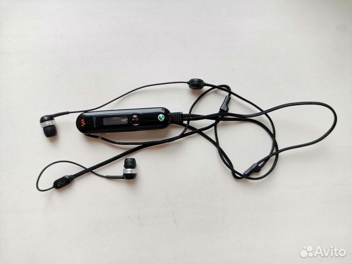 Bluetooth гарнитура Sony Ericsson HBH -DS 970