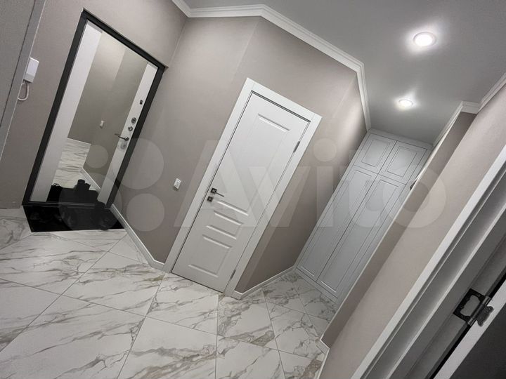 2-к. квартира, 60 м², 7/12 эт.