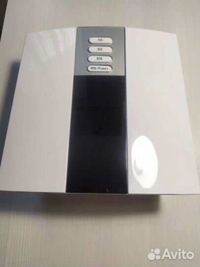 Лампа для ногтей