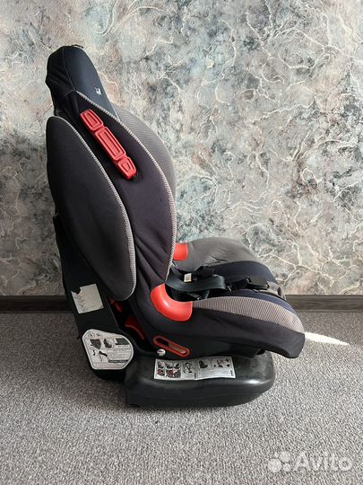 Детское автокресло 15-25 кг