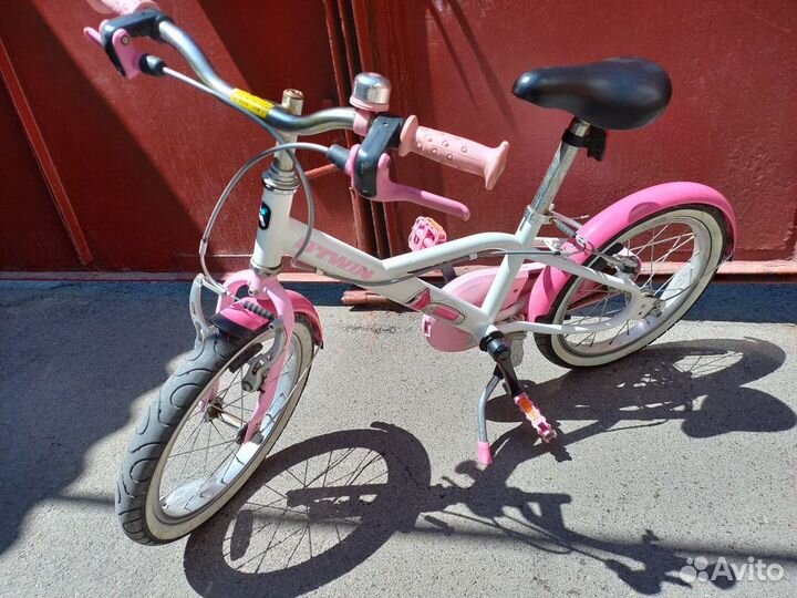 Детский двухколесный велосипед B'twin (розовый)