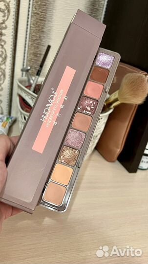 Палетка теней hudavioji