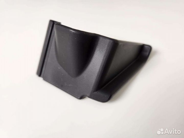 Комплект накладок Kia Rio 3Hyundai Solaris 1