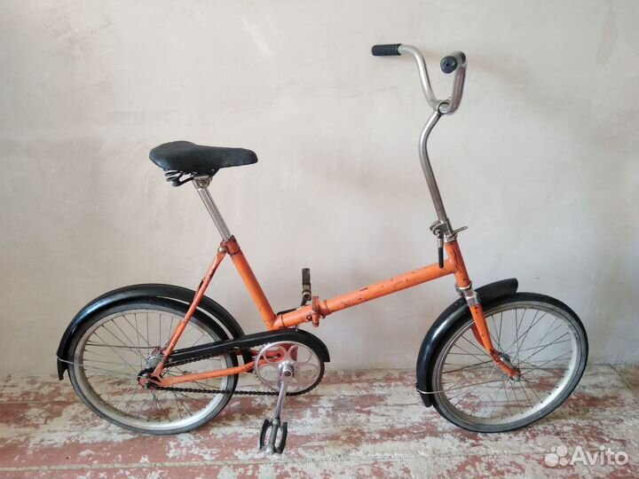 Велосипед колеса 20 на ходу