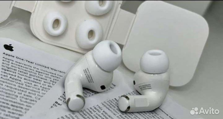 Apple AirPods pro с шумоподавлением