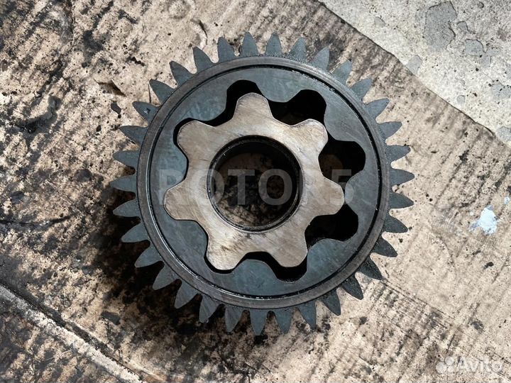 Масляный насос MAN TGX 2010 51051033106