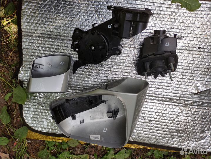 Зеркало боковое правое chevrolet tracker