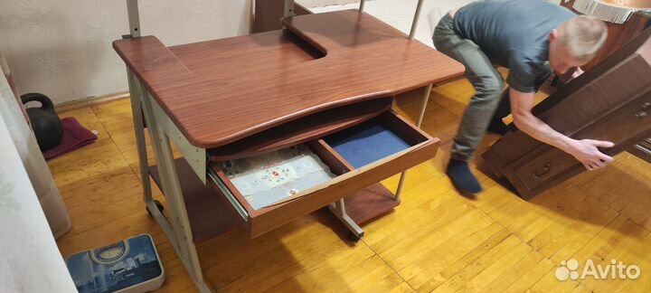 Компьютерный стол б/у
