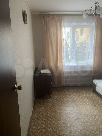 Комната 10 м² в 3-к., 2/9 эт.