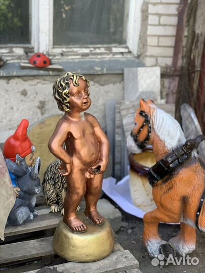 Фонтан Писающий мальчик