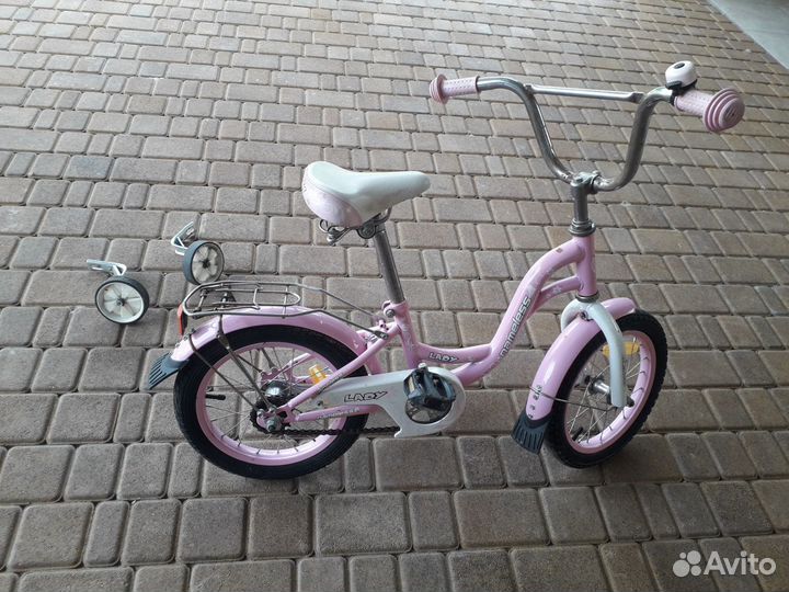 Велосипед для девочки 7 лет