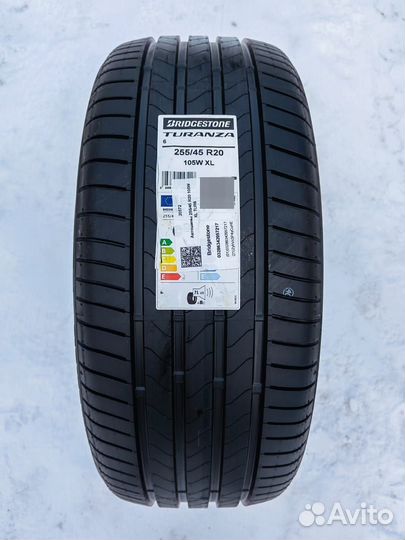 Bridgestone Turanza 6 255/45 R20 105W