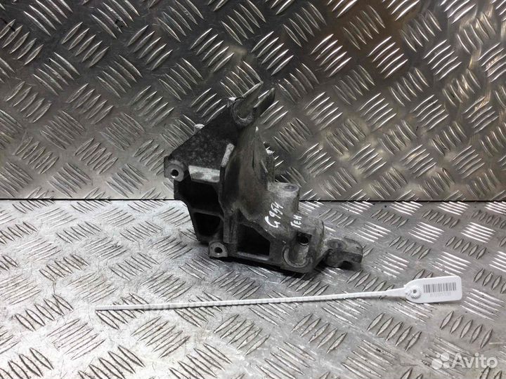 Кронштейн генератора Ford Focus eydf eydf