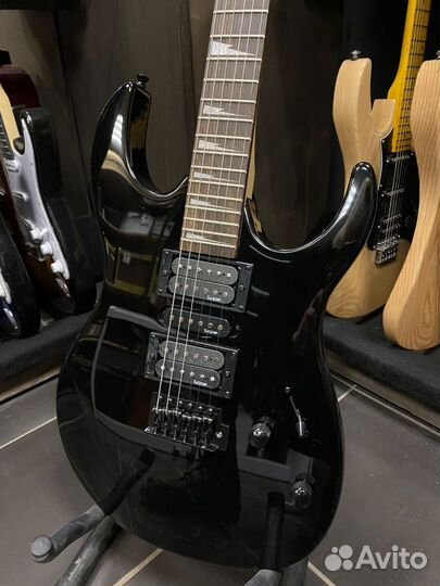 Электрогитара Новая