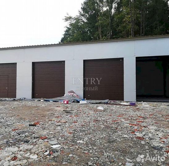 Ворота гаражные секционные