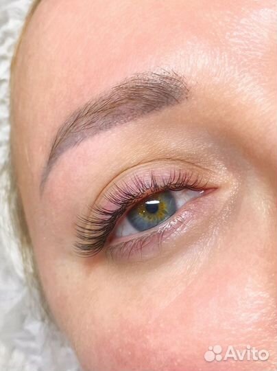 Наращивание ресниц,оформление бровей