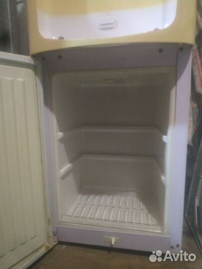 Напольный Куллер для воды