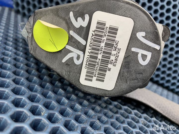 Ремень безопасности задний правый Jeep Patriot