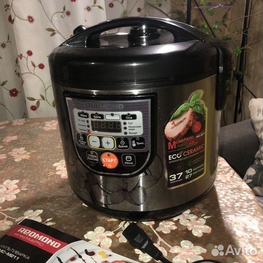 Мультиварка Redmond rmc-m211