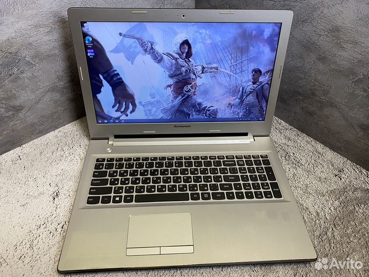 Игровой ноутбук Lenovo 2 видеокарты/HDD 1000 gb