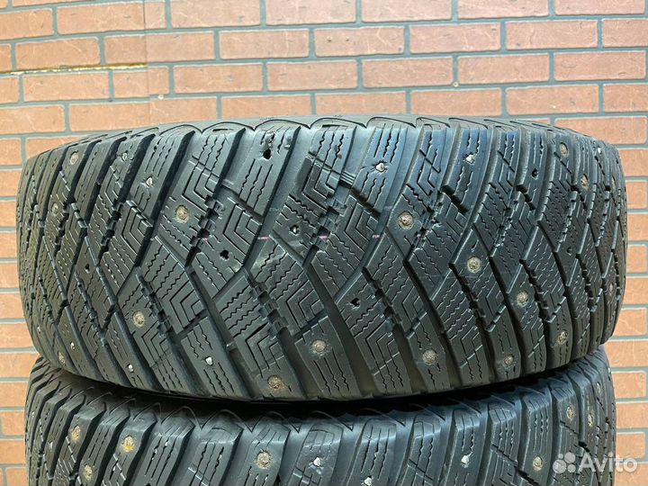 Goodyear Ultragrip Ice Arctic 225/65 R17 102T