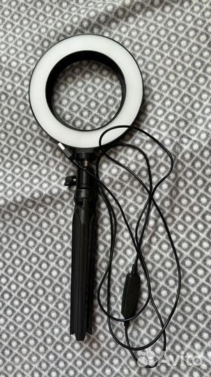 Кольцевая мини лампа LED 16см