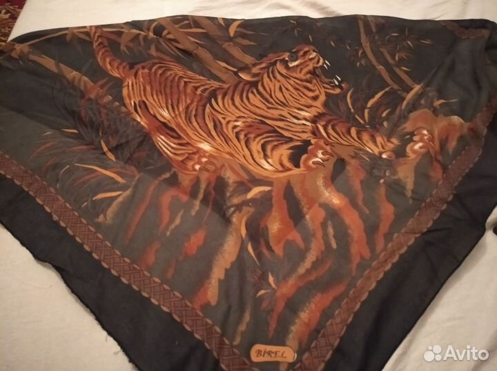 Шарфы платки палантины