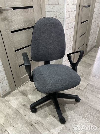 Компьютерное кресло бу
