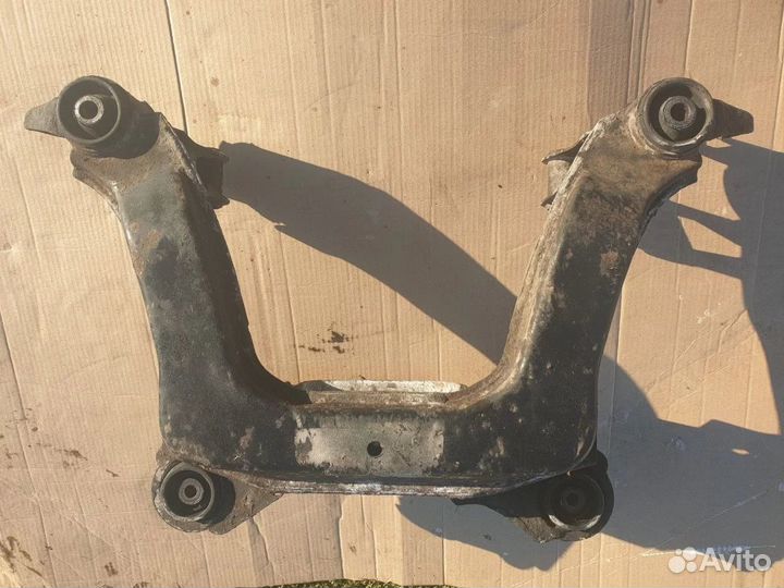 Задний подрамник bmw 3 e36