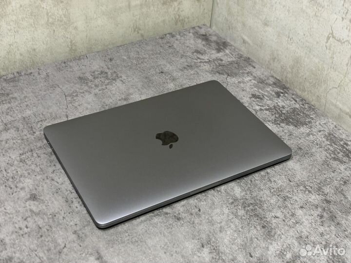 MacBook Pro 13