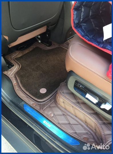 Автомобильные коврики из экокожи 3d