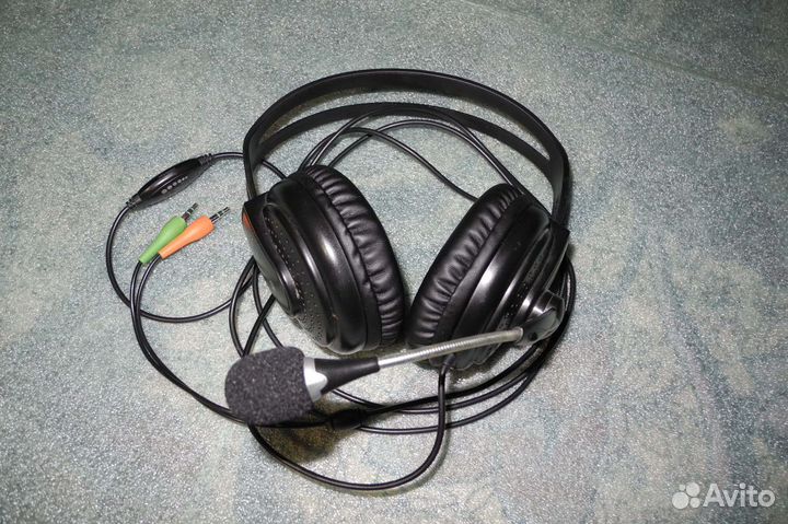 Гарнитура GeMix HP-810MV