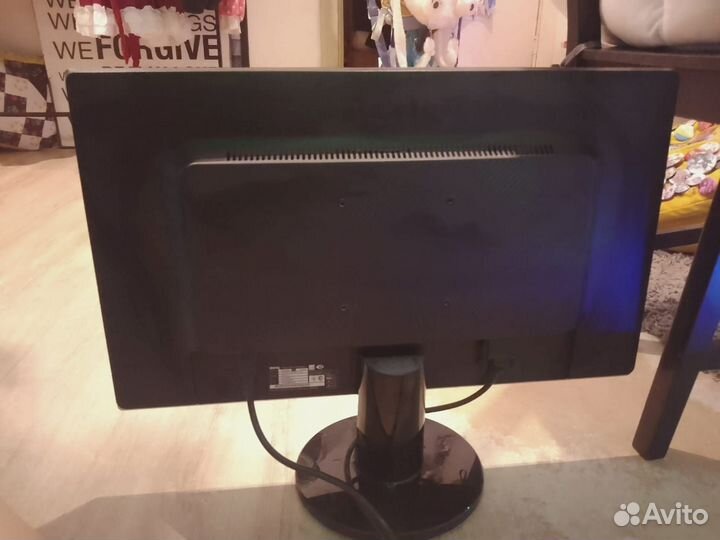 Монитор 24 дюйма LG
