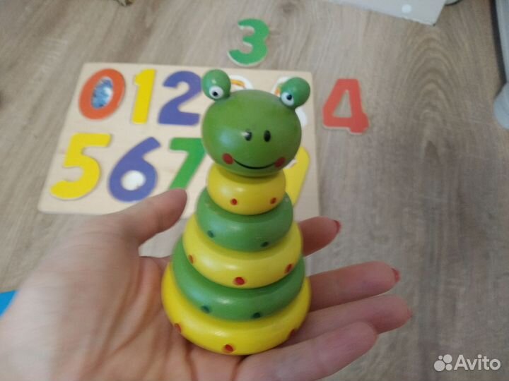 Развивающие игрушки