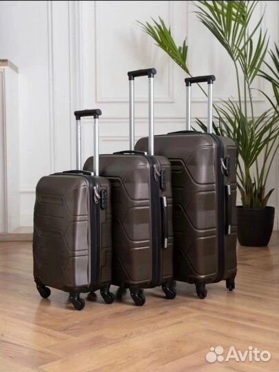 Чемодан на колесах