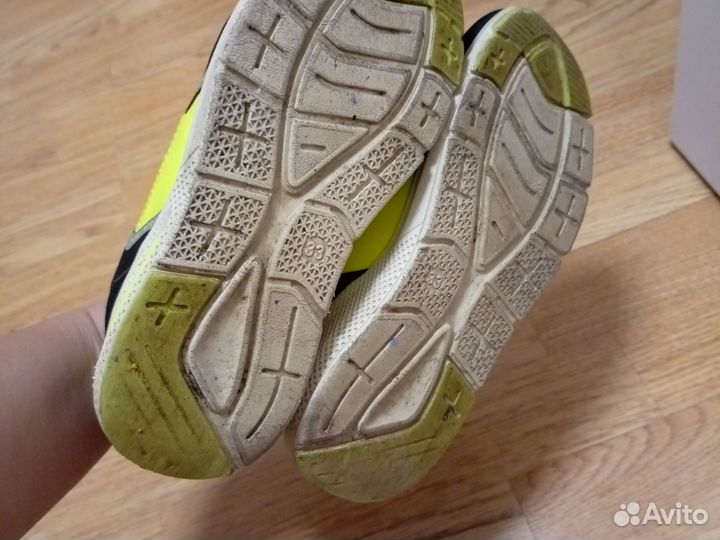 Кроссовки 33 размер лёгкие