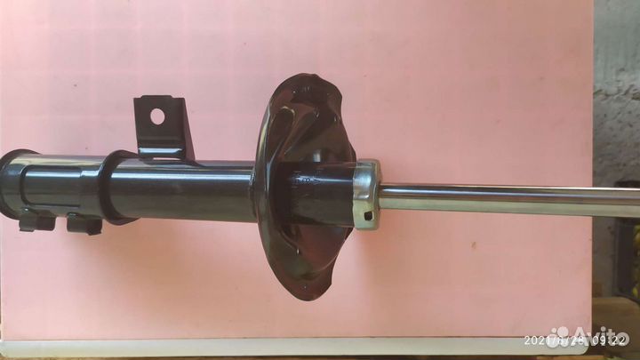 Стойка амортизатора хундай i-30 передняя левая