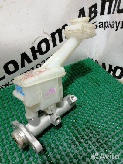 Главный тормозной цилиндр Nissan Primera P12