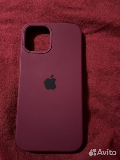 Чехол для iPhone 12