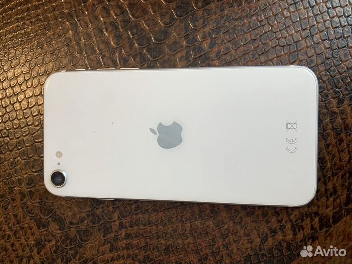 iPhone SE (2020), 64 ГБ
