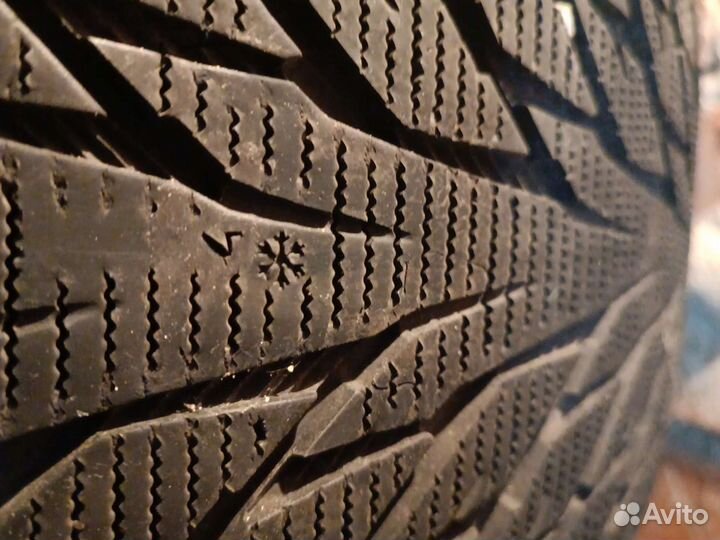 Nokian Tyres Hakkapeliitta R 225/50 R17