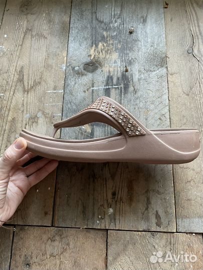 Шлепанцы crocs