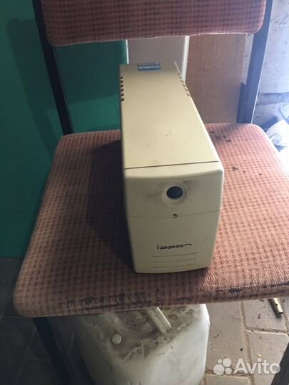 Источник бесперебойного питания