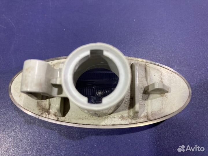 Повторитель Nissan Juke HR16 2012