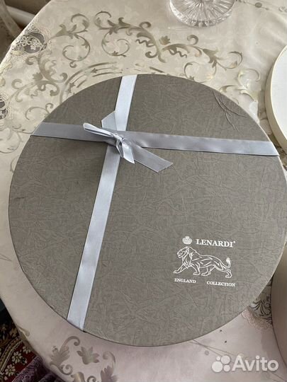 Чашки с блюдцами для чая