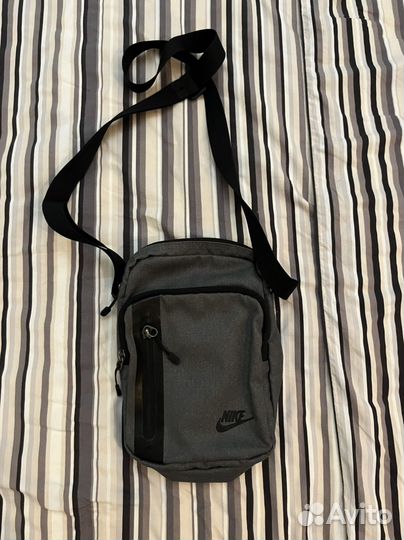 Сумка через плечо Nike
