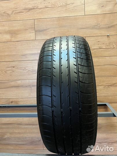 Yokohama BluEarth E70BZ 215/55 R17 V