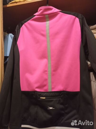 Спортивная куртка
